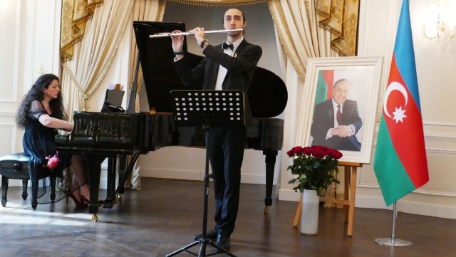 Parisdə Heydər Əliyevin xatirəsinə həsr olunmuş konsert təşkil edilib 